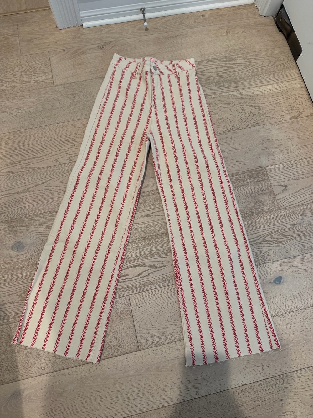 Cream Wide-Leg Pants with Red Stripes . Great for baseball games.  Medium